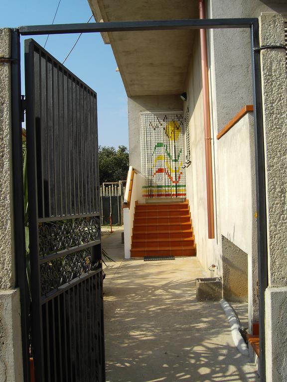 B&B Casa Del Sole - De Luca Apartments Torre Marino 外观 照片
