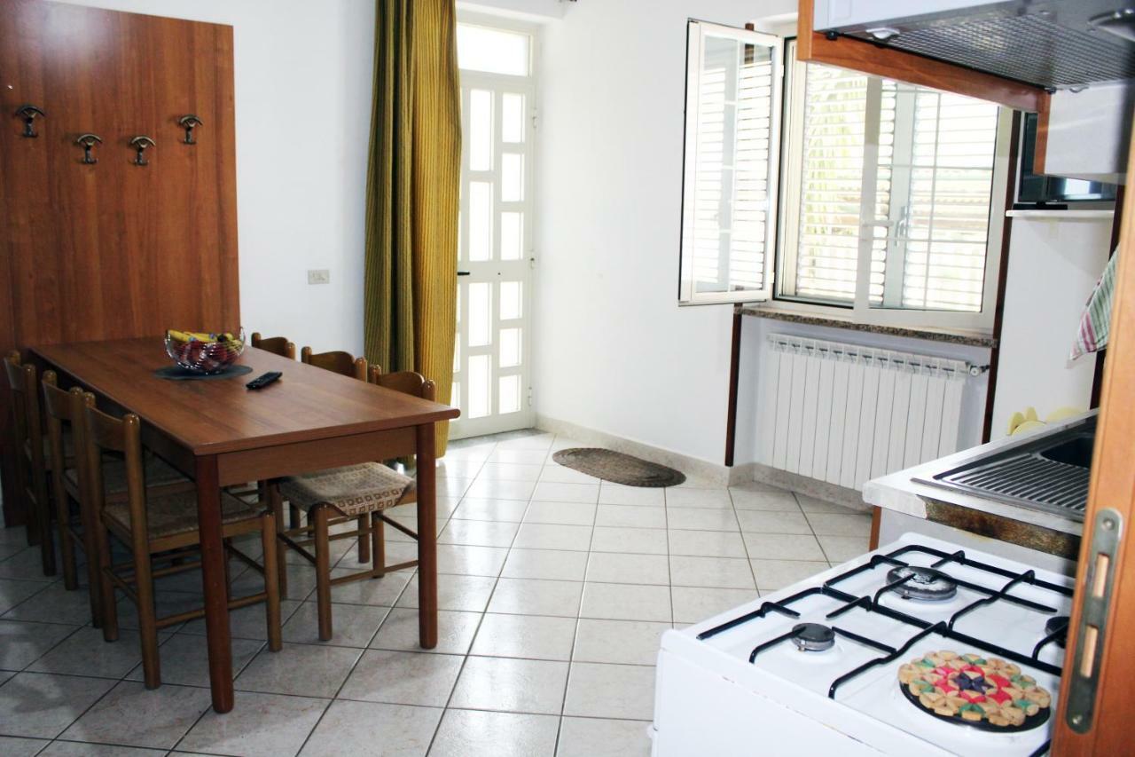 B&B Casa Del Sole - De Luca Apartments Torre Marino 外观 照片